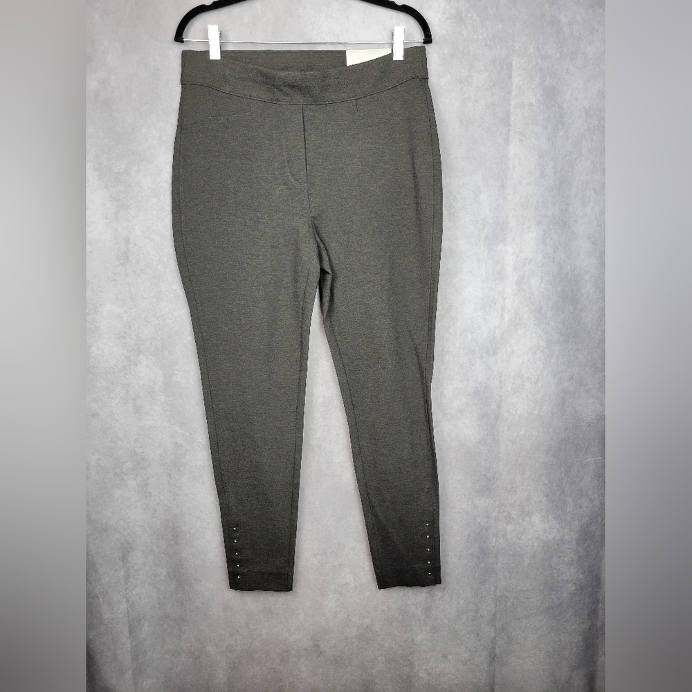 Chicos Pull on Leggings Womens 2 US 12 Grey Button Hem